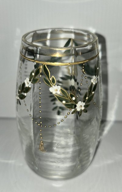 Vase aus der Jugendstilzeit, handbemalt