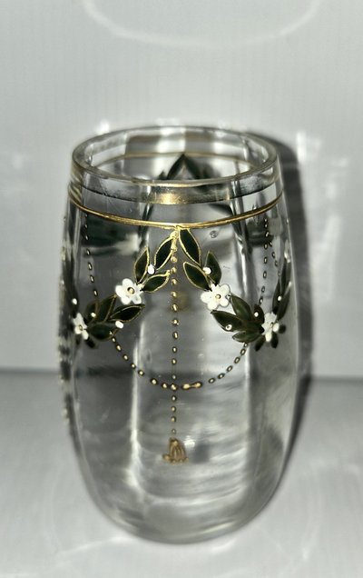 Vase aus der Jugendstilzeit, handbemalt