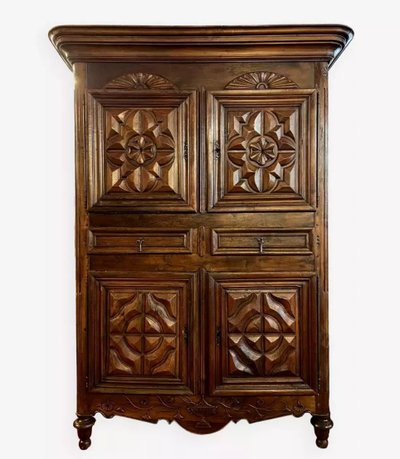 18th-century four-door cabinet in solid walnut