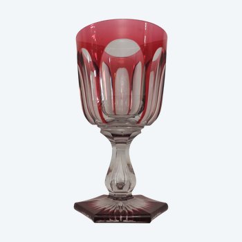 Rotes Überfangglas wohl Baccarat