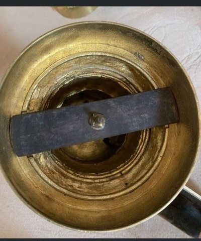 Paire de chenets en bronze doré style Louis XVI , milieu XIXème.