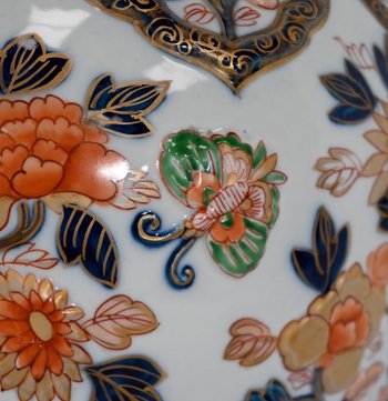 Important Vase with Imari decoration, signed H. Gibot - 1943