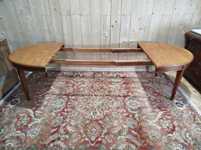 Art Nouveau style oval dining table