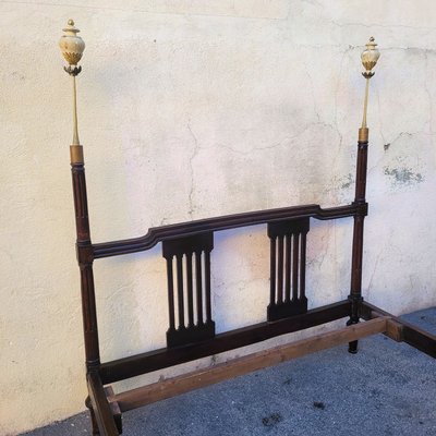 Grande letto in noce, inizio XIX secolo