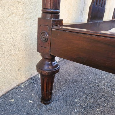 Grande letto in noce, inizio XIX secolo