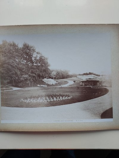 Vichy, a spa town in 1900