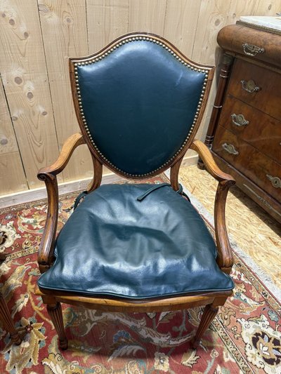 Suite di 4 sedie e 2 poltrone inglesi