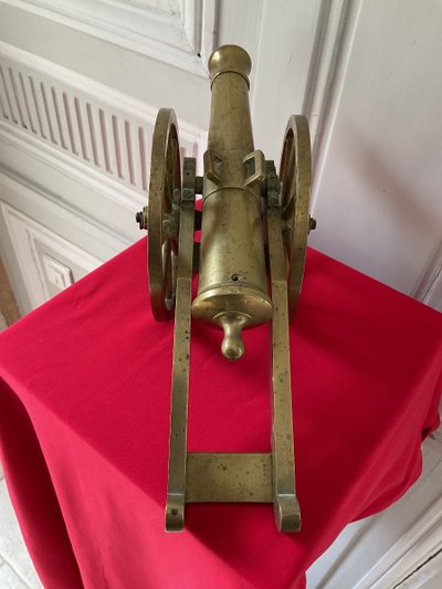 Barile in bronzo dorato
