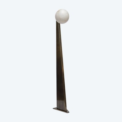 Lampadaire Glustin Luminaires Creation en laiton avec globe en albâtre