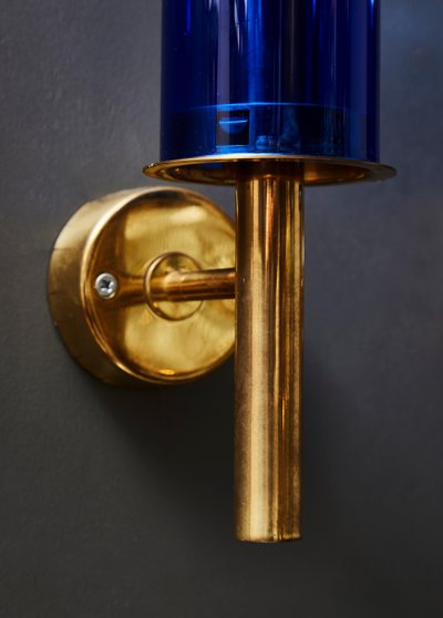 Paire d'appliques murales V-169 de Hans Agne Jakobsson avec verre bleu