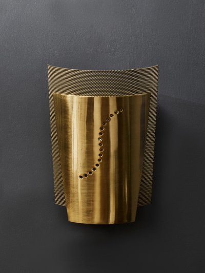 S wall lights in brushed brass Atelje Lyktan
