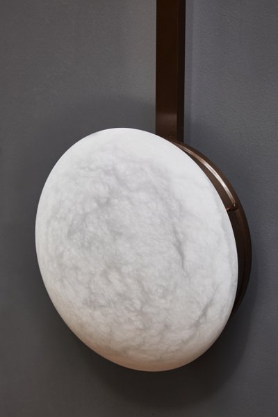 Asymmetrical six-arm wall and ceiling light in brass and alabaster