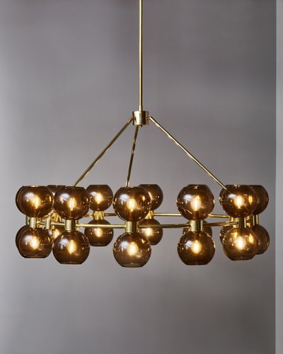 Circular chandelier with glass globes