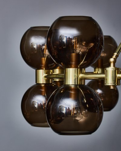 Circular chandelier with glass globes