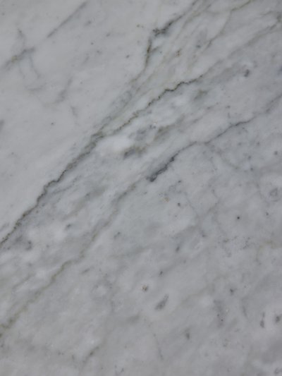 Paar große Konsolen aus Carrara-Marmor