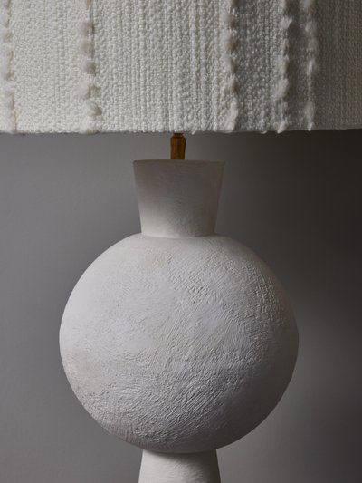 Pair of decorative plaster table lamps