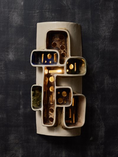 Pieces uniques Poet Laval Enamelled wall lamp