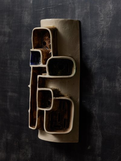 Pieces uniques Poet Laval Enamelled wall lamp