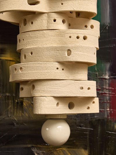 Vertical chandelier Mouvement by Olivia Cognet