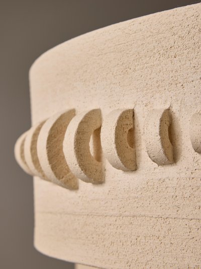 Petit lustre en céramique d'Olivia Cognet