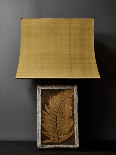 Impressive vintage table lamp in herborium ceramic