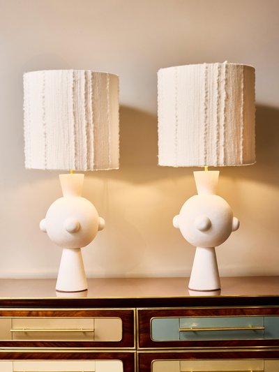 Pair of modern and sculptural plaster table lamps