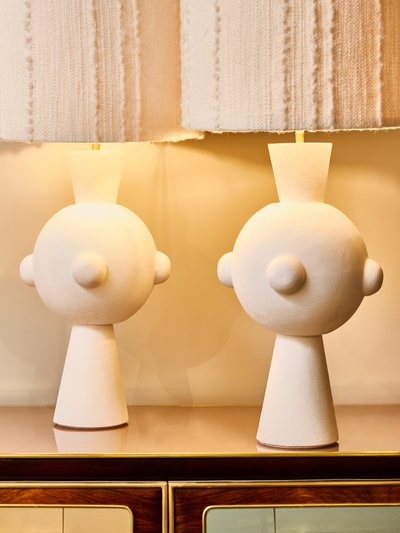 Pair of modern and sculptural plaster table lamps