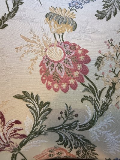 Paire de fauteuil de style Louis XV tissu fleurs