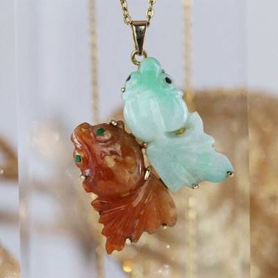 Pendentif jade carpes Koi