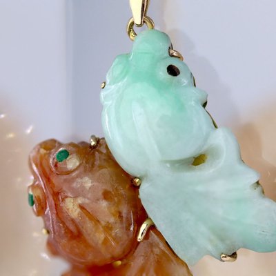 Pendentif jade carpes Koi