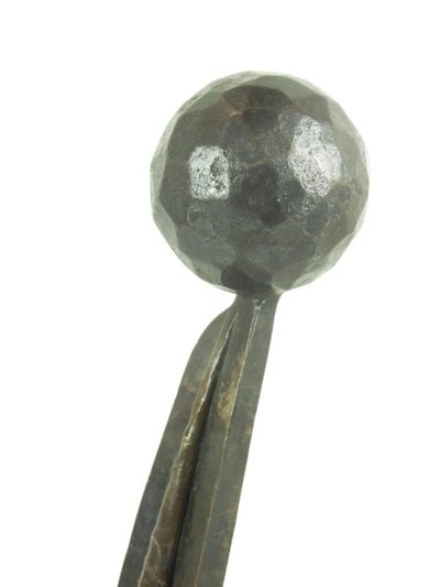 Elegante coppia di candelabri in ferro martellato Art Déco 1930/1950 circa