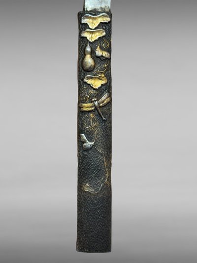 Japanese samurai tanto - Edo period (1603-1868).