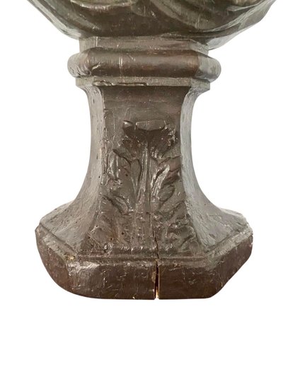 Carved wood bust of a woman, France, Louis XIV period, circa 1700