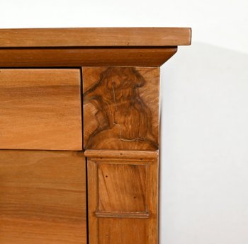 Petite Commode en Noyer massif, époque Directoire – Début XIXe