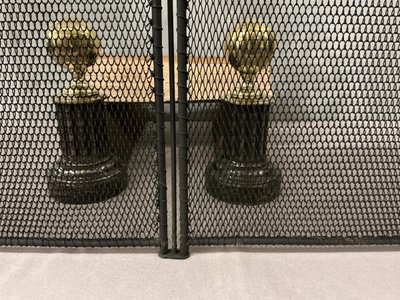 Antikes Kaminfeuer aus geschwärztem Eisen aus dem 19.