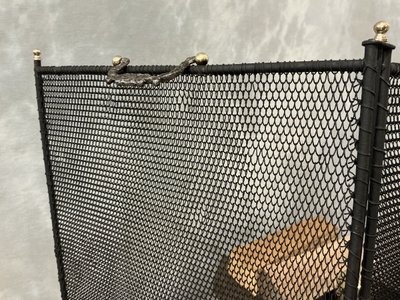 Antikes Kaminfeuer aus geschwärztem Eisen aus dem 19.