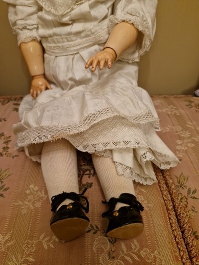 Tête de poupée en porcelaine ancienne Simon Halbig pour