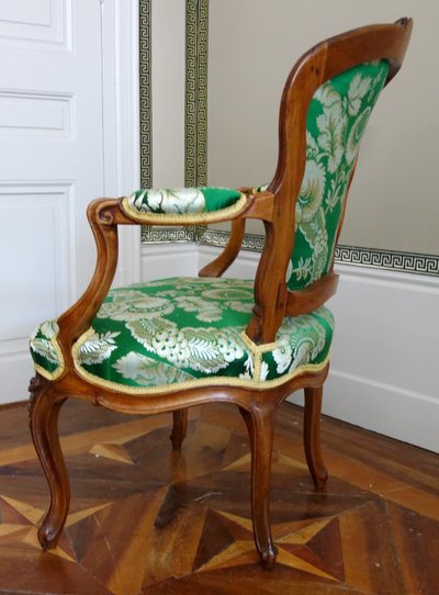 Pierre Nogaret - paire de fauteuils cabriolet d'époque Louis XV - estampille