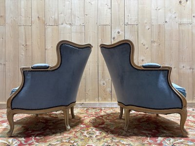 Paire de Bergeres bleues de style Louis XV