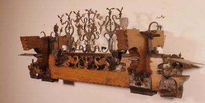 essieu de charrette sicilienne en bois et fer forgé du début du 19eS