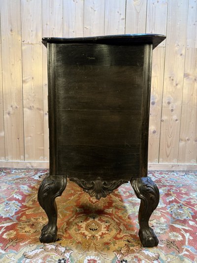 Commode portugaise en bois noirci