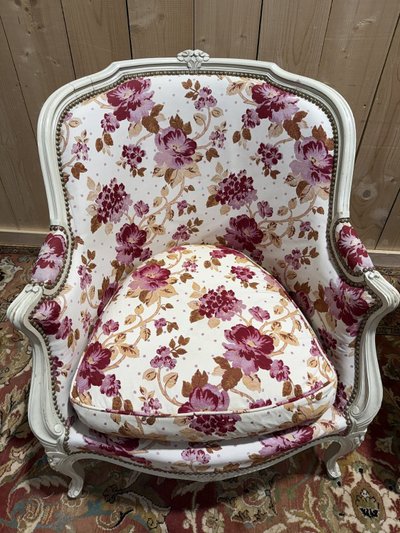 Paire de fauteuils - bergères de style Louis XV