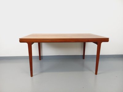 Vintage rectangular Scandinavian dining table by Johannes Andersen for Samcom