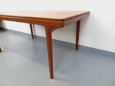 Vintage rectangular Scandinavian dining table by Johannes Andersen for Samcom