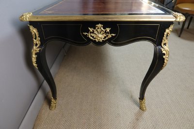 Scrivania piatta in stile Luigi XV, XIX secolo