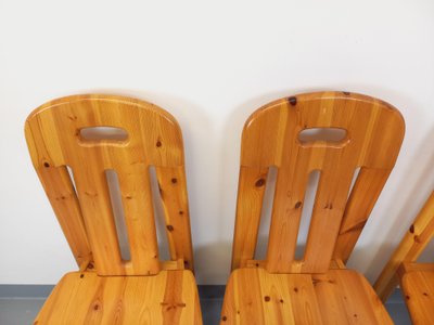 Set of 4 vintage pine chairs from the 70s/80s