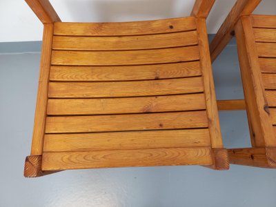Pair of vintage pine chairs from the 1970s