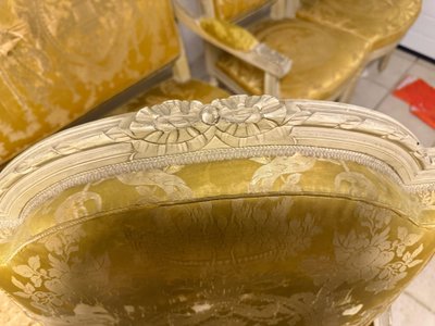 Mobili da salotto in faggio laccato in stile Luigi XVI - XIX secolo