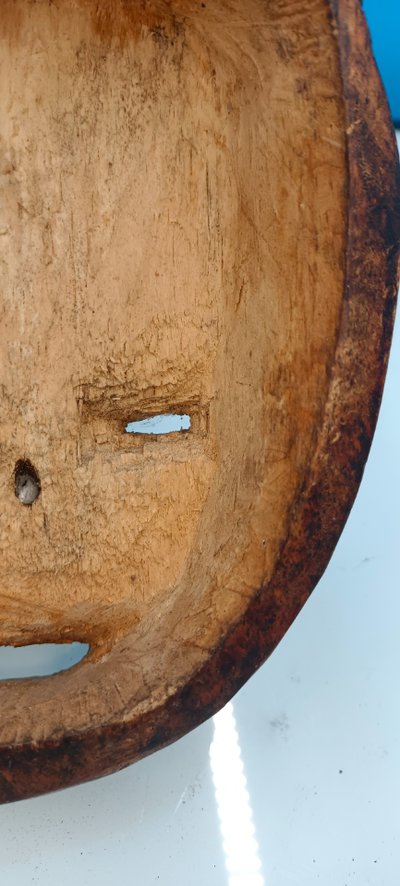 Maschera facciale policroma, cerchio Punu (Pounou) o Punu-Lumbo, Gabon (Sud-Ovest) (Ngounié / Nyanga)