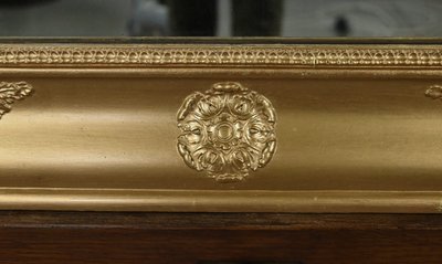 Important Miroir en bois doré, style Restauration – Milieu XIXe